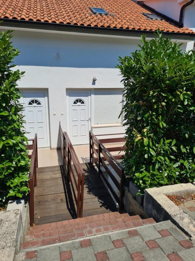 Apartman Velly Ядраново Екстер'єр фото